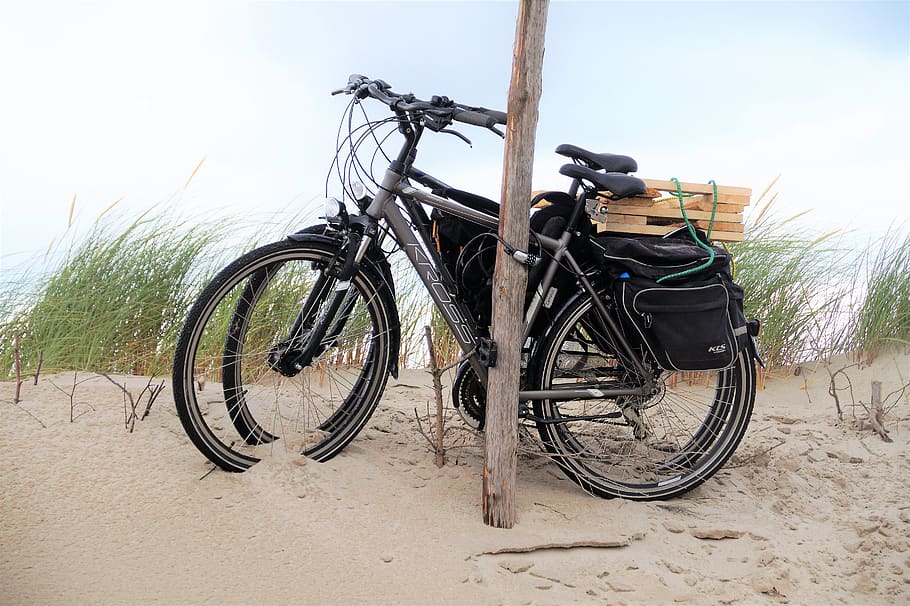 round, driving, cycling, weaned, parked, dune, sand, cyclo, coast, the stake
