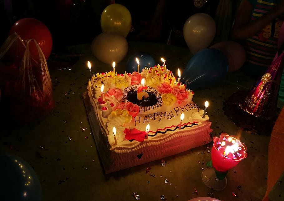 feliz cumpleaños, pastel, velas, fiesta, cumpleaños, niños, globos, años,  disfrutar, felicidad | Pxfuel